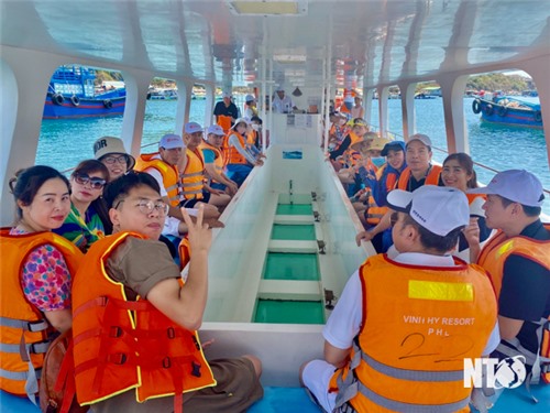 Ninh Thuận vào mùa du lịch biển