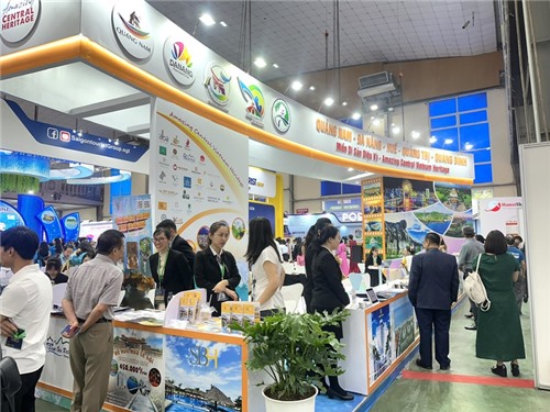 Tour hướng về cội nguồn, tìm hiểu lịch sử hút khách dịp 30/4