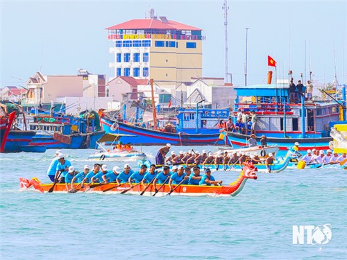 Giải đua thuyền Rồng truyền thống Đầm Nại – Ninh Hải năm 2025