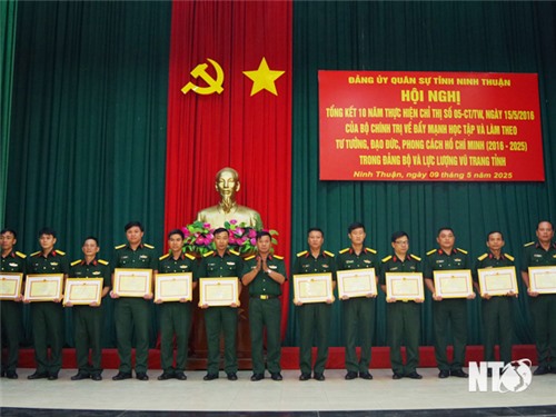 Đảng ủy Quân sự tỉnh tổng kết 10 năm thực hiện Chỉ thị số 05-CT/TW