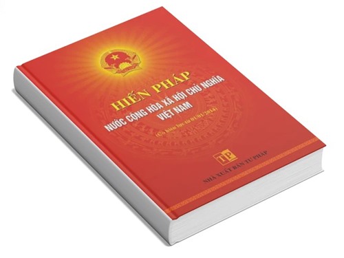 Tổ chức lấy ý kiến dự thảo Nghị quyết sửa đổi, bổ sung  một số điều của Hiến pháp năm 2013