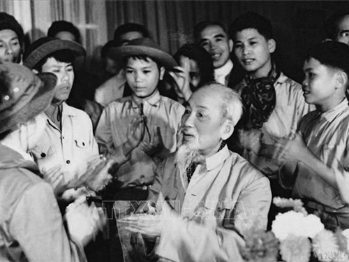 Những dấu ấn và bài học từ sinh nhật Bác