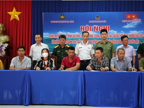 Cảnh sát biển đồng hành với ngư dân