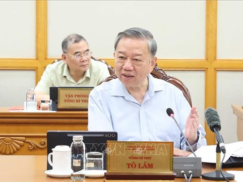 Tổng Bí thư: Bố trí, sắp xếp cán bộ đúng nguyên tắc, không để phát sinh vấn đề phức tạp nội bộ