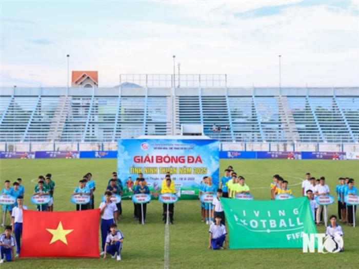 Khai mạc Giải Bóng đá tỉnh Ninh Thuận năm 2025