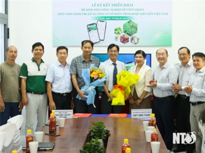 Ký kết triển khai hệ sinh thái nông nghiệp số VNPT GREEN