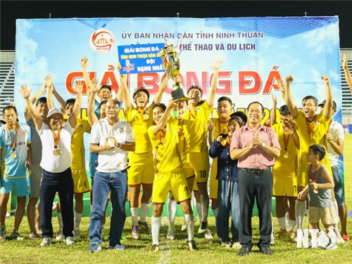 Bế mạc Giải Bóng đá tỉnh Ninh Thuận năm 2025