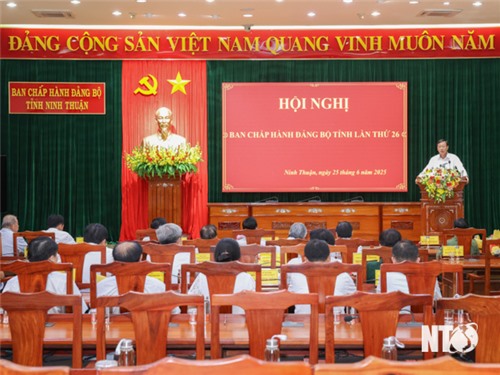 Hội nghị Ban Chấp hành Đảng bộ tỉnh lần thứ 26