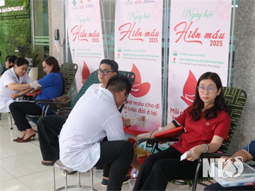 Đẩy mạnh phong trào hiến máu tình nguyện