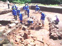 Phát hiện 15 di chỉ và địa điểm có dấu hiệu di chỉ khảo cổ