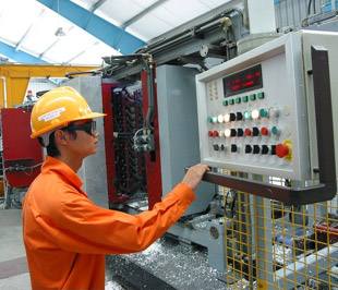 Đảm bảo cung cấp điện an toàn, ổn định trong lễ Noel và Tết Dương lịch