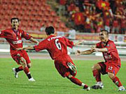 AFC Cup 2009: Thắng thuyết phục Chonburi, Bình Dương tiến vào bán kết