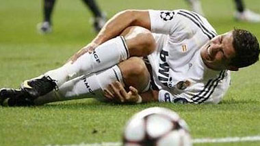 Ronaldo có thể mất cơ hội đọ sức với Sevilla