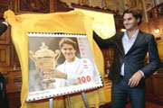 Roger Federer "lên tem"