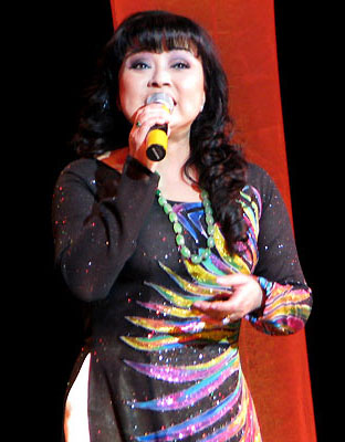 Ca sĩ Hương Lan sẽ giao lưu với khán giả tại Café sách Phương Nam (Nha Trang)