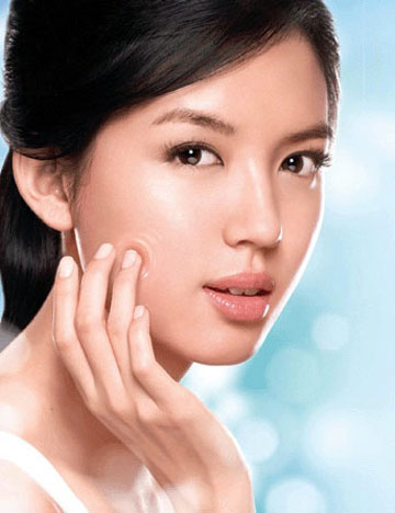 Bí quyết rửa mặt ngày đông