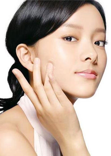 Mách bạn: Mẹo nhỏ trị da cháy nắng