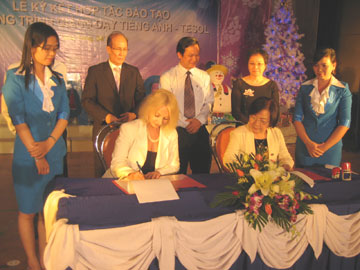 Liên kết đào tạo với Viện Đào tạo Australia