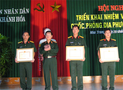 Triển khai nhiệm vụ quân sự, quốc phòng địa phương năm 2010