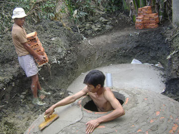 Vốn hỗ trợ khiêm tốn, người dân chưa “mặn mà”