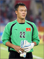 Dương Hồng Sơn bị loại khỏi đội tuyển Việt Nam