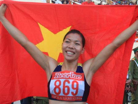 Vũ Thị Hương là vận động viên xuất sắc nhất châu Á chạy 60m