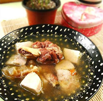 Món ăn: Canh khoai môn thịt bò