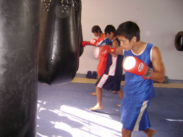 Đầu tư về cơ sở vật chất là điều cấp thiết