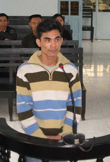 9 tháng tù cho “tay lái” vượt ẩu