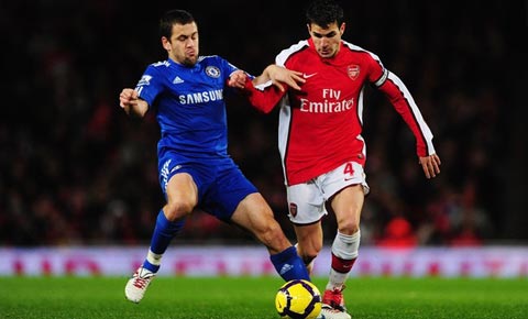 Fabregas đồng ý quay về Barca vào cuối mùa