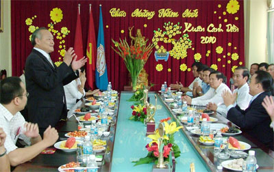 Thăm các doanh nghiệp Nhà nước chủ lực nhân dịp Xuân Canh Dần