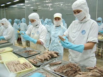 Phụ nữ Khánh Hòa thi đua xóa đói giảm nghèo, xây dựng gia đình tiến bộ, hạnh phúc