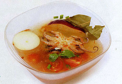 Món ăn: Lẩu Atiso bạch tuộc