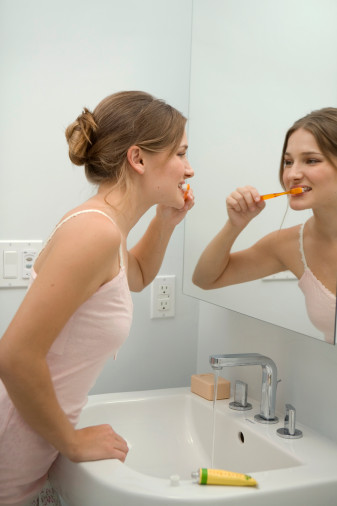 Chăm sóc cho hàm răng khoẻ mạnh