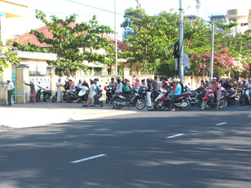 Cần chủ động bố trí nơi đỗ xe