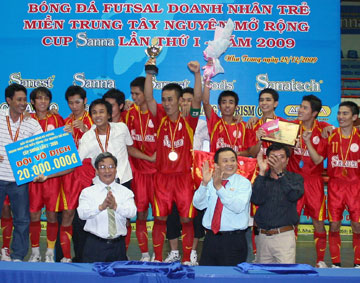 Đội Futsal Sanna Khánh Hòa có những bước phát triển vững chắc