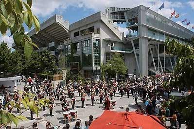 Giải quần vợt Pháp mở rộng có thể chia tay Paris