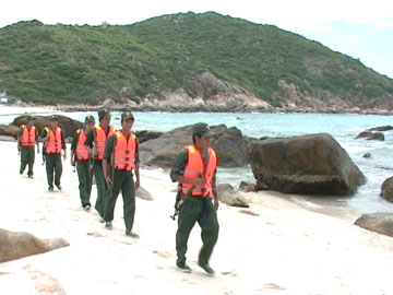 Xứng đáng là lực lượng nòng cốt bảo vệ Đảng, nhân dân và chính quyền cơ sở