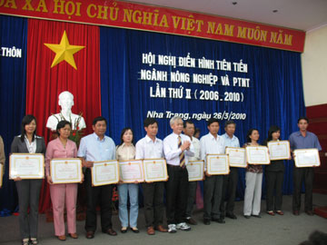 Hội nghị điển hình tiên tiến 5 năm ngành Nông nghiệp và Phát triển nông thôn lần thứ 2