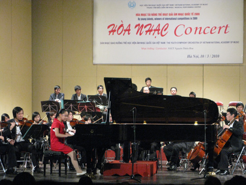 Đây là lần đầu tiên Việt Nam tổ chức cuộc thi piano quốc tế.
