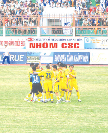 Cả 2 đều có điểm?