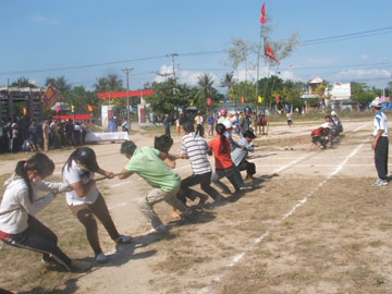 Cam Ranh holds Cultural Day for Vietnamese Ethnic Groups