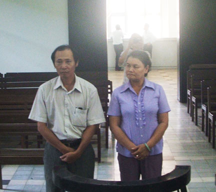 Lại hủy án sơ thẩm