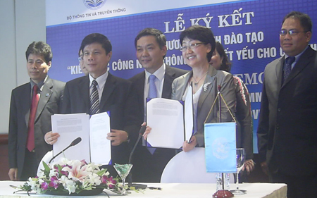 Đào tạo kiến thức CNTT thiết yếu cho hệ thống lãnh đạo