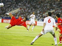 Việt Nam tăng 1 bậc trong bảng xếp hạng FIFA