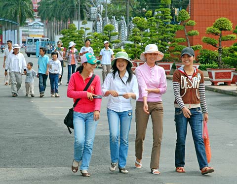 Thời tiết dịp 30-4 thích hợp để người dân đi dã ngoại. Ảnh minh họa của VnE