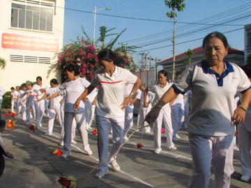 150 vận động viên tham gia hội thao Câu lạc bộ Hưu trí tỉnh