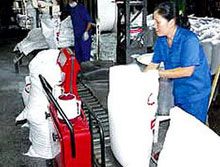 Việt Nam nhập 200.000 tấn đường