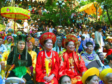 Để lễ hội trở thành sinh hoạt của nhân dân