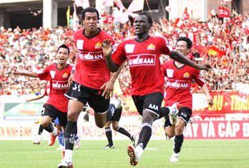 “Khách” về tay không